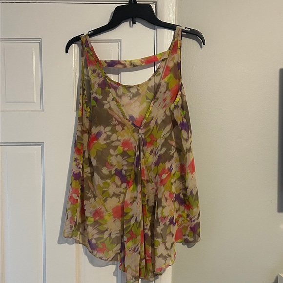Soprano Multicolor Floral Tank Top - Picture 2 of 3